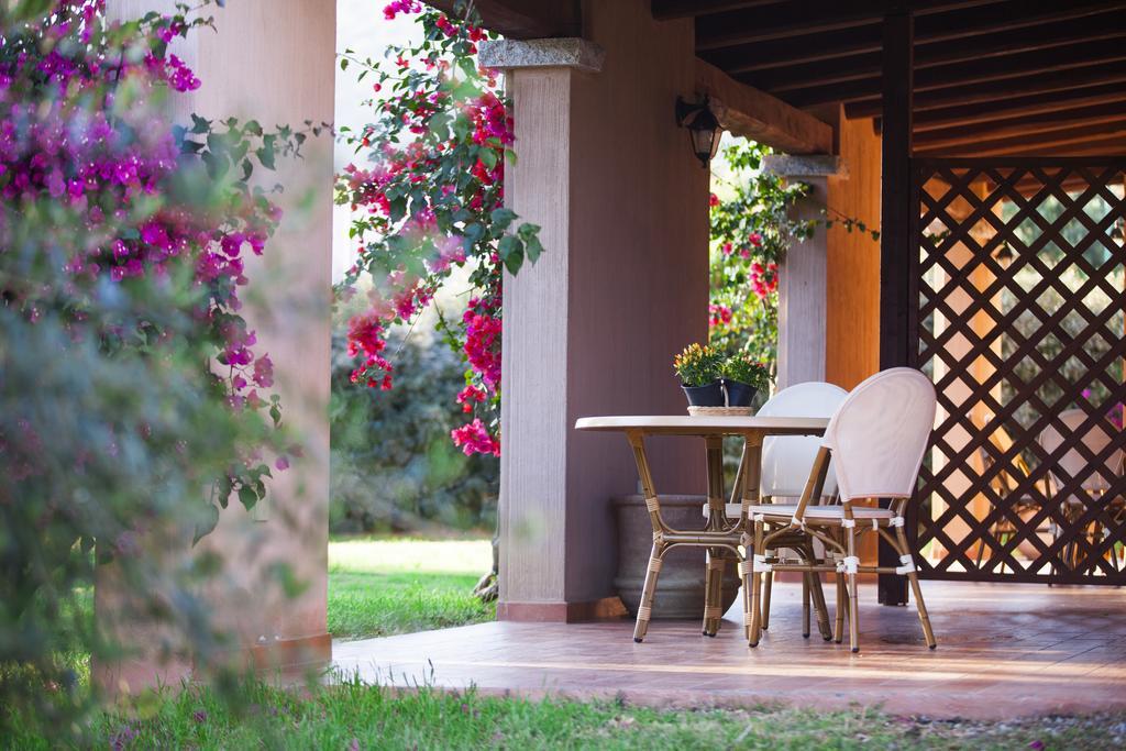 S'Incantu Resort Villasimius Pokoj fotografie