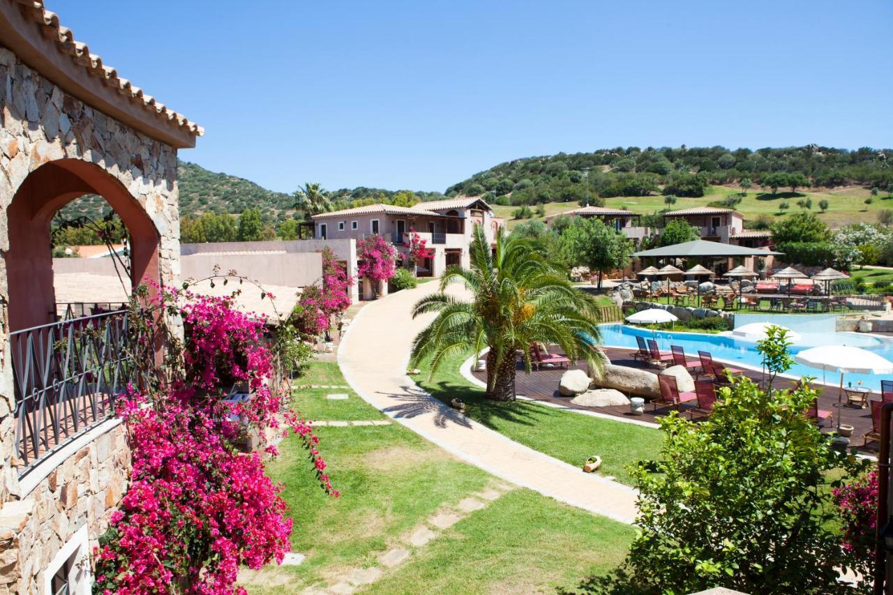S'Incantu Resort Villasimius Exteriér fotografie